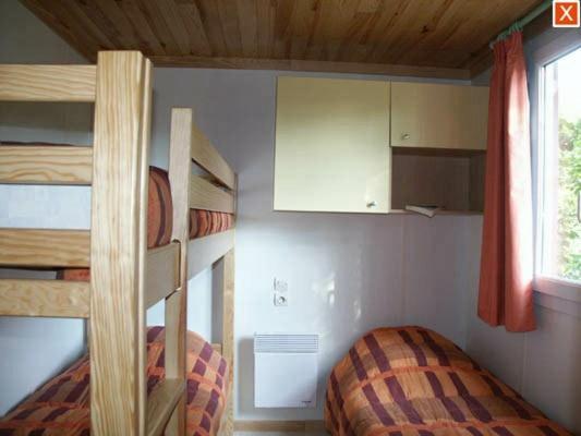 Camping Les Lacs De Courtes Estang Exterior foto